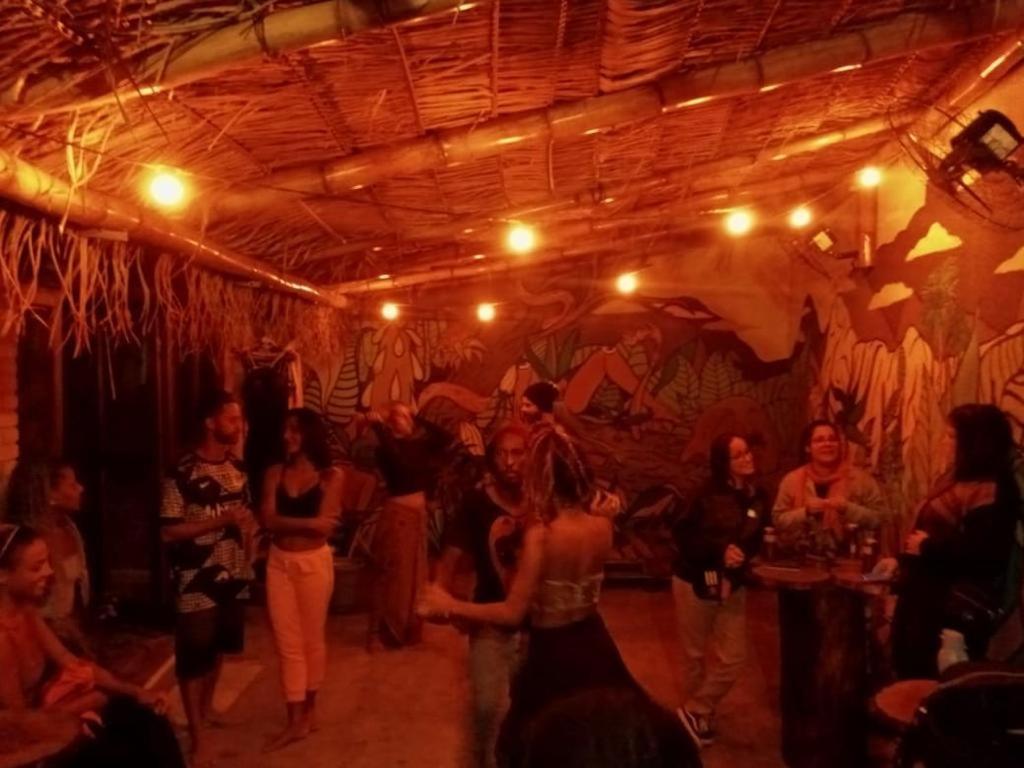 Efferus Hostel أوباتوبا المظهر الخارجي الصورة